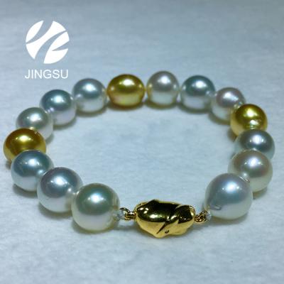 China Size 9mm-11mm Interesting Vintage Gold and White Color Mix Luster South Sea Pearl Beads Bracelet for sale