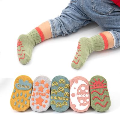 China Non slip QUICK DRY baby bumps thick cotton wholesale custom floor fruit pattern cartoon toddlers 0-3 baby socks for sale