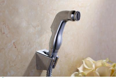 Chine Chrome apprêtent jet de bidet de salle de bains/jet de bidet pour la toilette avec le support de douche à vendre