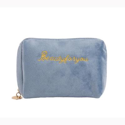 China High Quality Embroidery Logo Soft Velvet Makeup Cosmetic Bag Fashion Toiletries Cosmetic Bag for sale