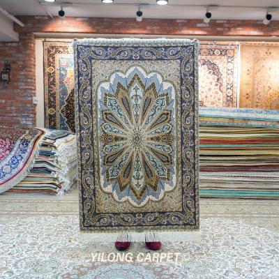 China YILONG Anti-Slip 3'x4.5' Classic Design Turkish Green Natural Hand Knotted Pure Silk Blankets for sale