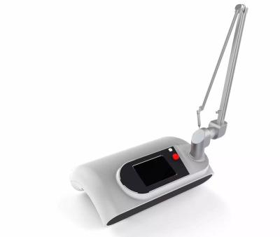 China Portable Partial CO2 Laser CO2 Laser Scar Removal Dye Removal Skin Tighten Vaginal Treatment Acne Treatment Machine for sale