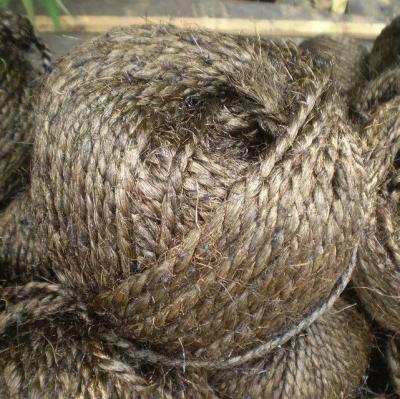 China Chemical-Resistant Tarred Sisal Twist Twisted Sisal Rope Corrosion Prevention for sale