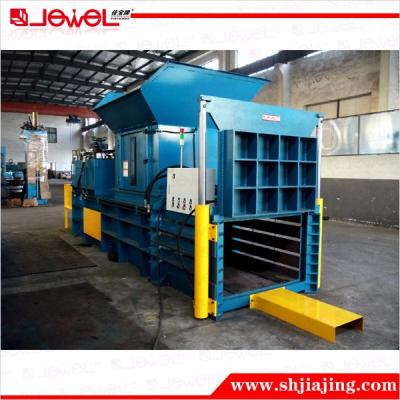 China machinery & Horizontal Plastic Material Bottle / Solid Waste Compactor Machine For Recycling en venta