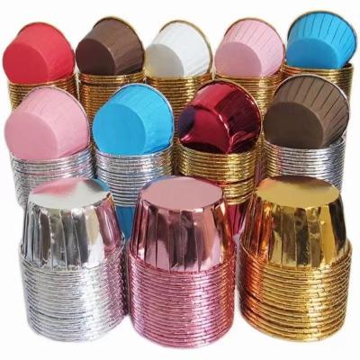 China Baking Paper Cups Pan Ramekin Holders Little Pudding Baking Tip Cake Cup Cupcake Roll Cups Aluminum Metallic Disposable Liner for sale