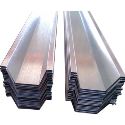 China Minimalist Galvanized Iron Sheet Manufacturer Supply Half Round Form Roof Gutter For House Roof for sale