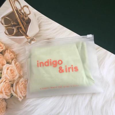 China Recyclable Wholesale Zipper Packaging Bags Zipper Surface Sealing Biodegradable Frosted Bags Packaging Customized Packaging Bags for sale