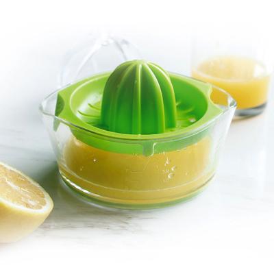 China Portable Manual Juicer Mini Orange Lemon Squeezer Best Viable Price Kitchen Hand Fruit Machine for sale