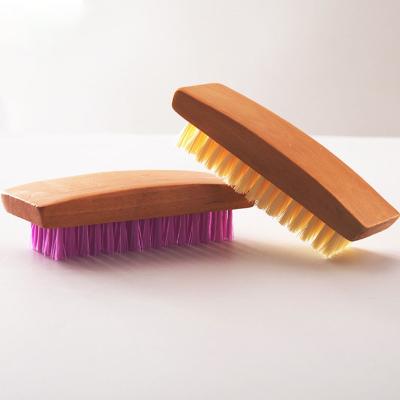 China Wooden color PP wooden shoe brush, easy to carry and dusting is very easy, wooden shoe brush for sale