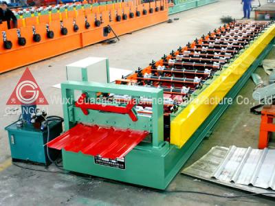 China Color Plate / Galvanized Sheet Roof Panel Roll Forming Machine 0.4mm - 0.8mm for sale