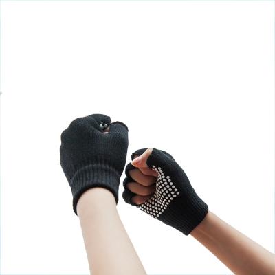 China & Absorbent Non Slip Absorbent Non Slip Black Half Finger Fitness Yoga Pilates Sports Gloves for sale