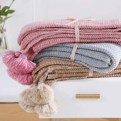 China OEM Flame Retardant Sweater Factory Wholesale Custom Wool Knitting Thin Tassel Ball Sofa Blanket for sale