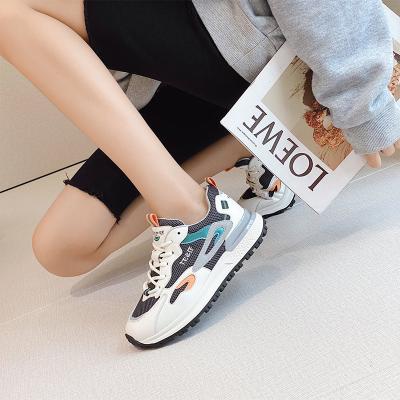 China CUSHIONING female sneaker 2021 retro women's bulky casual shoes lace up thick soles and step up sports sneakers casual shoes for sale