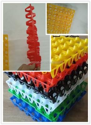 China Plastic Egg 30 Holes Egg Tray For Packing And Transport Plastic Egg Tray 30*30*5cm for sale