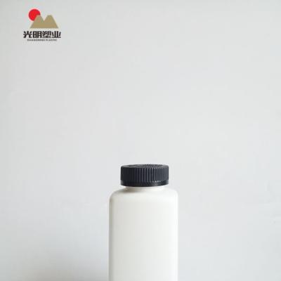 China Food Factory Supply Pharmaceutical Plastic Cleaning Chemical Bottle for sale