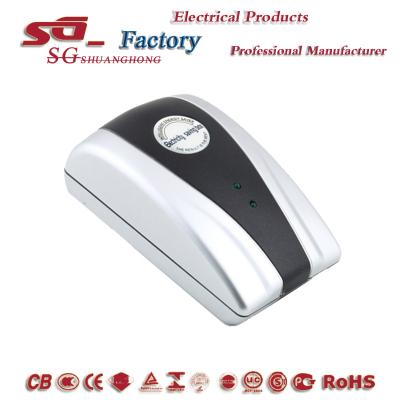 China Voltage Set Europe And British Electricity Plug Saving Box Intelligent Energy Saver for sale