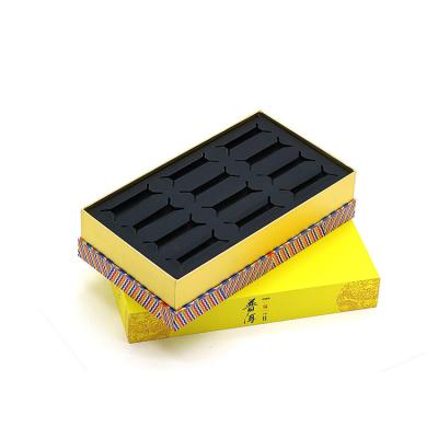 China Matte Quilted Cosmetic Makeup Black Handmade Custom Paper Gift Cardboard Lip Gloss Cosmetic Packaging Box for sale