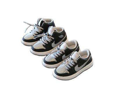 China Lightweight high quality kids autumn sports shoes girls and boys gray casual shoes with low price for sale