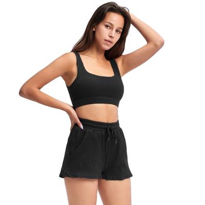 China Breathable Loose Shorts Gym Yoga Suit Set Sports Bra Shorts Two Piece Set for sale