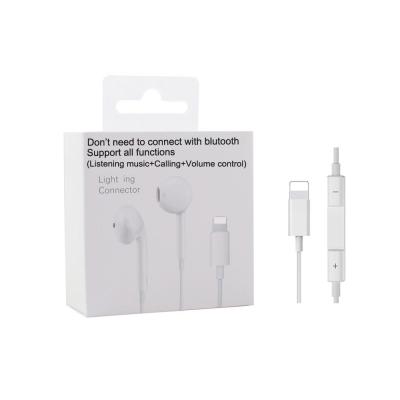 China In-Ear High Quality 8 Pin In Ear Headphones Lighting Connector Earbuds Pods Clear Music HD Call Wired Control Earphone Cable Headset for sale