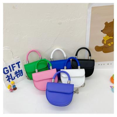 China 2021 cute mini bolso nc fashion small shoulder bag baby kids pu purses for little girls purses and handbag for kids for sale