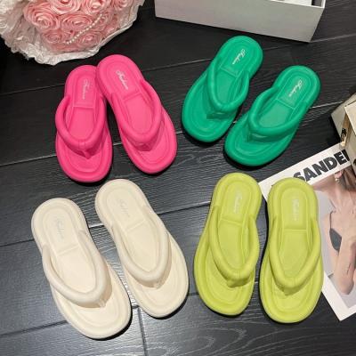 China Wholesale Fashion Trend Women's Outdoor Sandals EVA Flat Platform Comfy Beach Shoes Flip Flops Summer Casual Slippers for sale