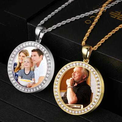 China CLASSIC Custom Hip Hop Round CZ Shape Iced Out Photo Frame Pendant for sale