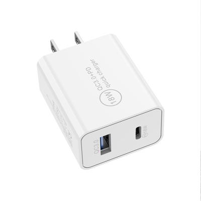 China Dual USB Charging Ports Type-C Wall Charger ABS Material PC Phone Charger Adapter18W QC3.0 PD Wall Fast Charging USB Charger for sale