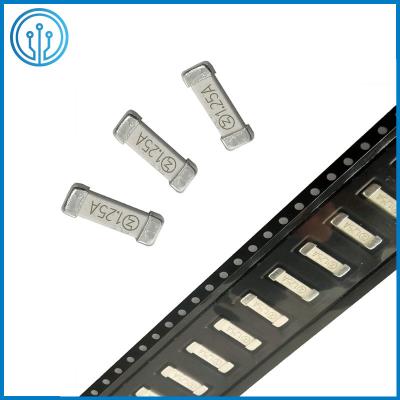 China Soporte superficial lento 1032 de SMT 125V del soplo de SMD Chip Fuse 10x2.5m m 1.25A en venta