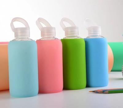 China Customized practical cup stocked high borosilicate silicone heat insulation glass sports water bottle portable silicone water bottle for sale