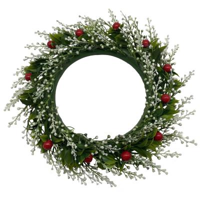 China Red Berry Artificial Garland 44cm Pine Beads Garland Arrangement Ornament Decorative Wreath Bow Christmas Decoration for sale