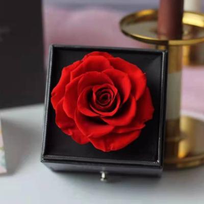 China Durable Preserved Natural Fresh Preserved Rose Flower Jewel Case Gift with 1 Rose Head for Lady for sale