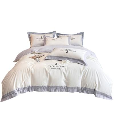 China Folded Embroidery Bedding Set 100 Cotton Hotel White Bed Set Wholesale High Quality King Queen for sale