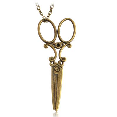 China Vintage QIHE Style Bronze Punk Scissor Necklace Vintage Personality Pendant Necklace for sale