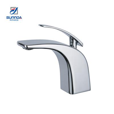 China High Quality Hot Selling Metered Instant Faucet Chrome Water Saving Taps Bathroom Sanitary Basin Faucets Ware for sale