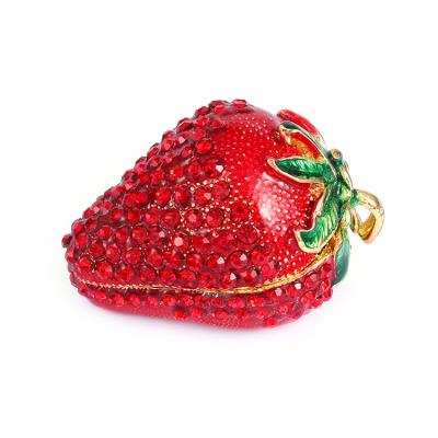 China Fashionable Fruit Series Trinket Box Set Creative Diamond Strawberry Jewelry Gift Box Jewelry Box for sale