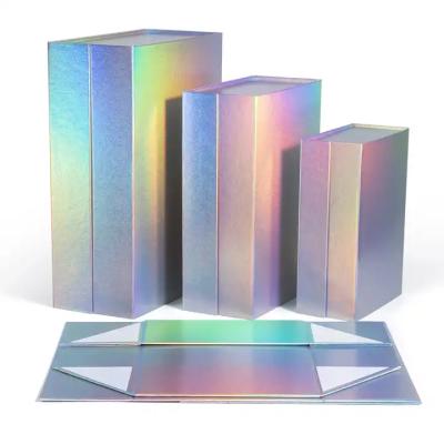 China Recycled Materials Beautiful holographic magnetic closure foldable gift present paper boxes for packiging for sale