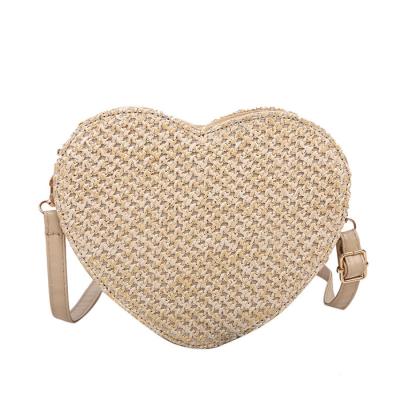 China Manufacturer Clearance Women Hand Bags Purse Heart Shape Cross - Body Bag Women Straw Shoulder Bags 2021 for sale