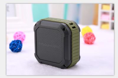 China Splashproof Mini Wireless Bluetooth Speakers Abs Tpu Material Orange Green for sale