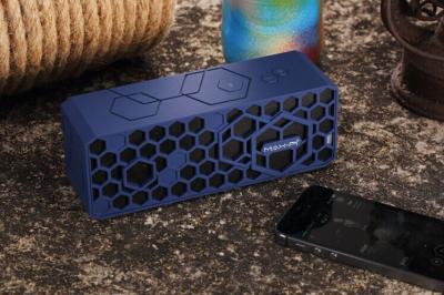 China USB Rechargeable CSR4.0 High Definition Music Stereo Bluetooth Speaker Built In Microphone for sale