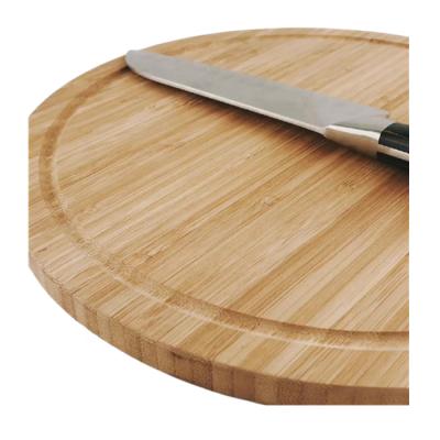 China High Quality Viable Round Pizza Juice Trough Wooden Cutting Chopper For Kitchen for sale