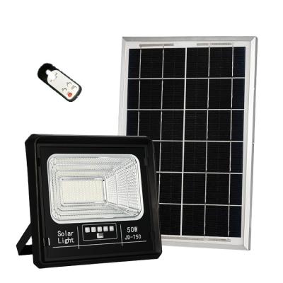 China 2022 Outdoor Road Lamp Remote Ip65 30w Waterproof 50w 100w 200w 300w Led Solar Flood Light for sale