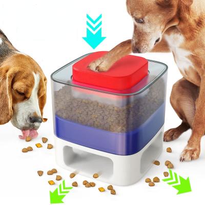 China 2021 New Product Square Pet Dog Food Automatic Smart Catapult Driver Dog Food Dispenser for sale