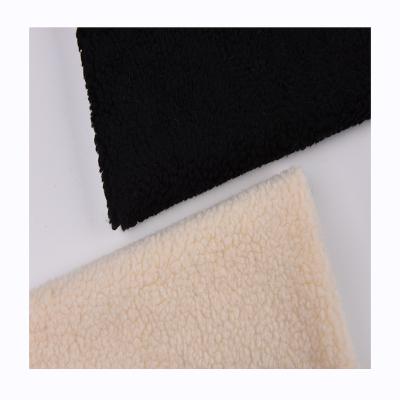 China Wholesale 100% warm skin-friendly fashionable flame retardant polyester wear-resistant fabric for fashion pet supplies for sale