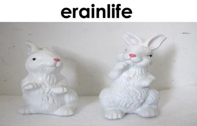 China Polyresin Home Decorating Accessories 2 Pcs White Lovely Rabbit For Child for sale