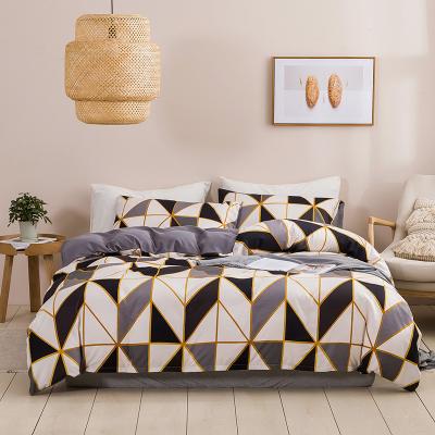 China Nordic Nondisposable Gradient Plaid Polyester Comforter Cover Sets Geometric Comforter Bedding Set With Pillowcase for sale