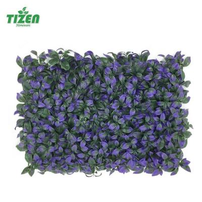 Chine Tizen Minimalist UV Outdoor Jungle Hedge Vertical Fake Grass Plants Wall Hanging Plant Green Artificial Grass Wall For Home Decoration à vendre