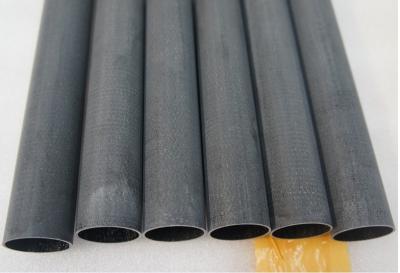 Chine 30mm ont isolé le tuyau de poteau de tube de fibre de verre des prix de tige en fibre de verre de résine époxyde avec le prix usine peuvent être OEM à vendre