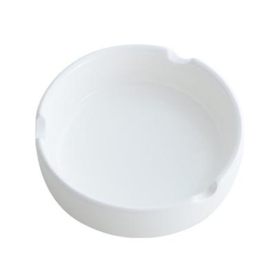 China 4 inch simple round ceramic white empty ashtray for sale