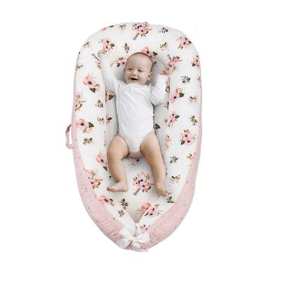 China PORTABLE Custom Baby Cribs Bed Nest Toddler Crib Boy Sleeping Bag Portable Newborn Foldable Crib Carry Crib Bed for sale